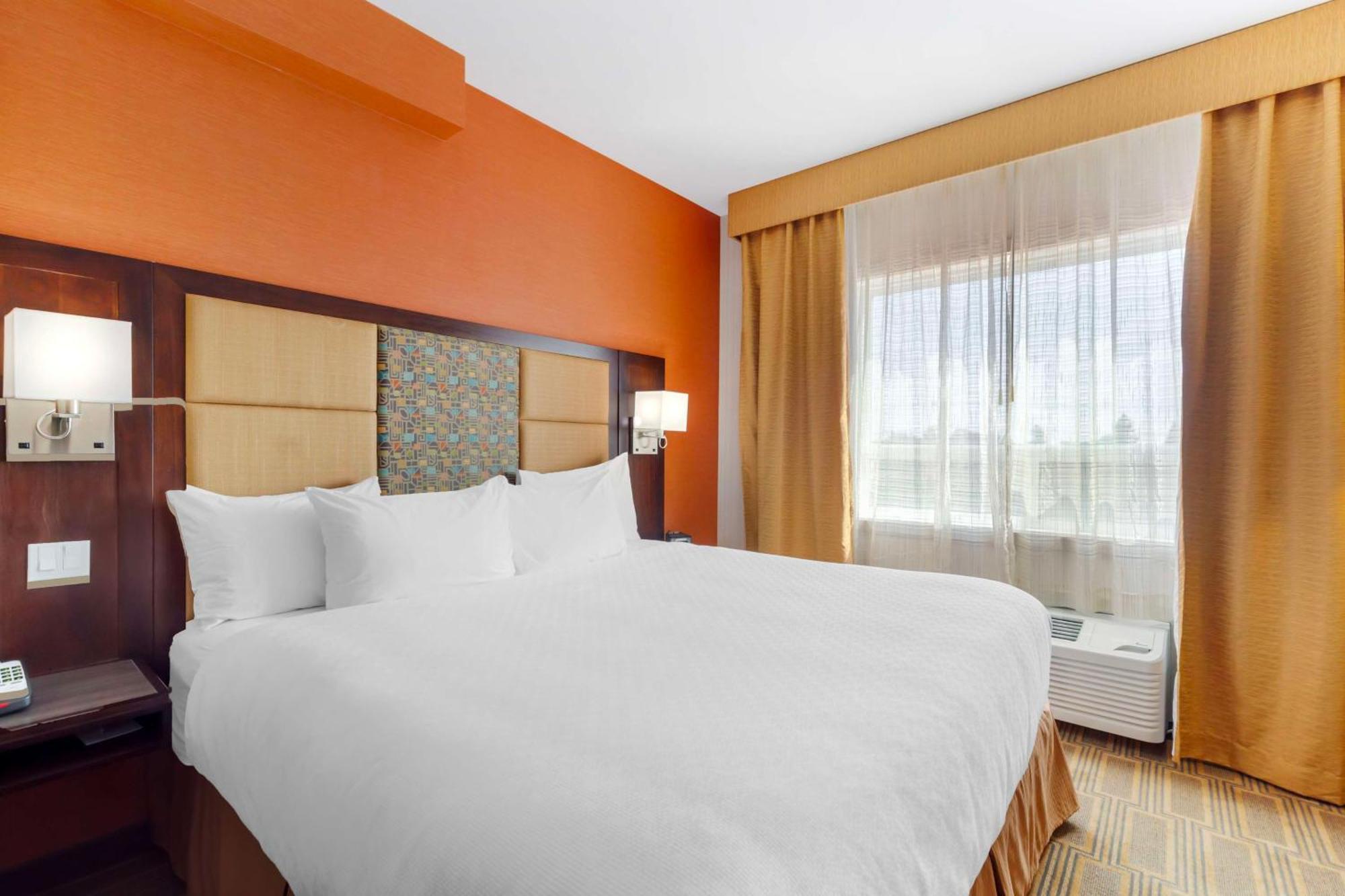 Best Western Plus Chateau Fort St. John Kültér fotó