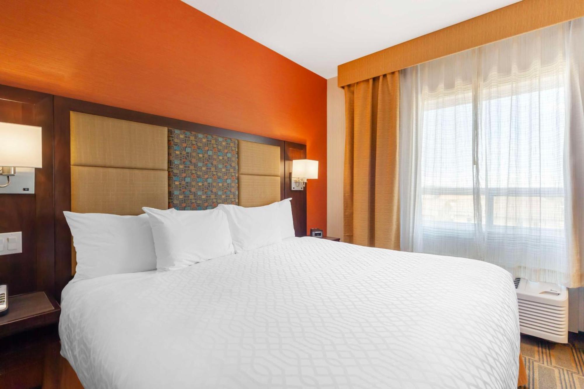 Best Western Plus Chateau Fort St. John Kültér fotó