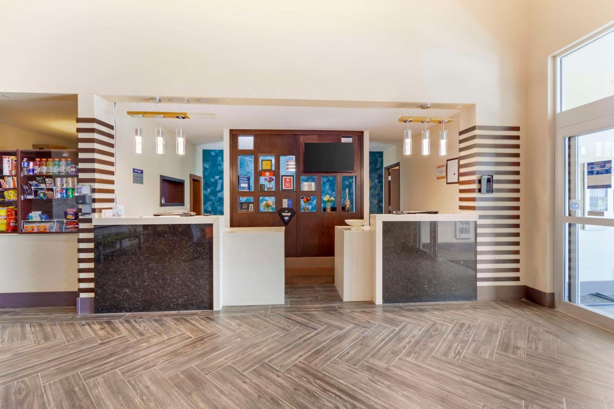 Best Western Plus Chateau Fort St. John Kültér fotó